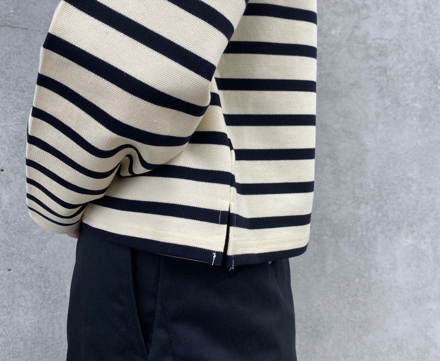 
                  
                    CROPPED BASQUE SHIRT-BLACK×BEIGE-
                  
                