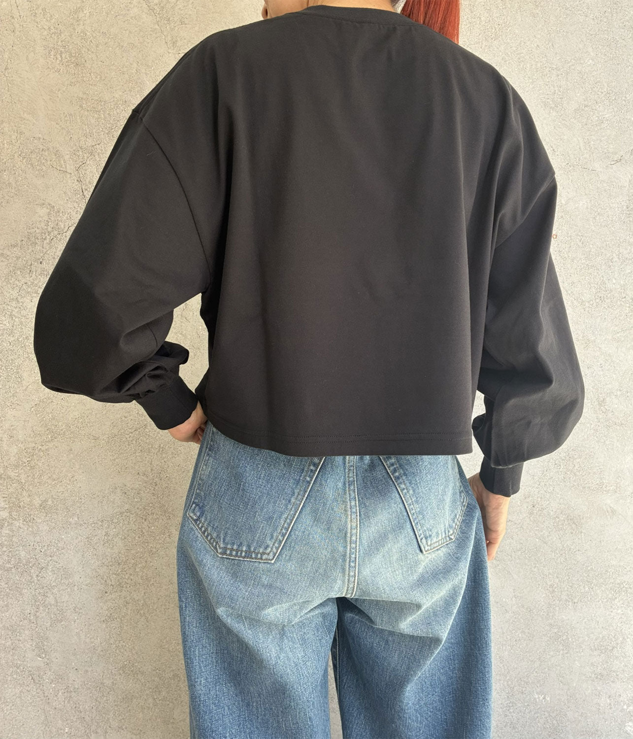 
                  
                    CROPPED LONG-SLV TEE/BIG FIT(6.5OZ)- BLACK-
                  
                