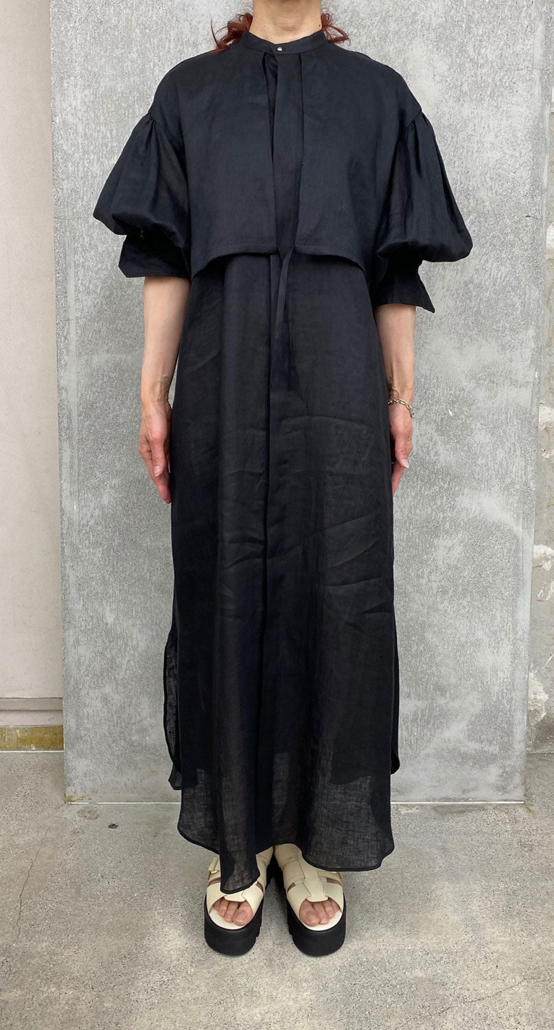 
                  
                    LINEN BLLOON SLEEVE DRESS -BLACK-
                  
                
