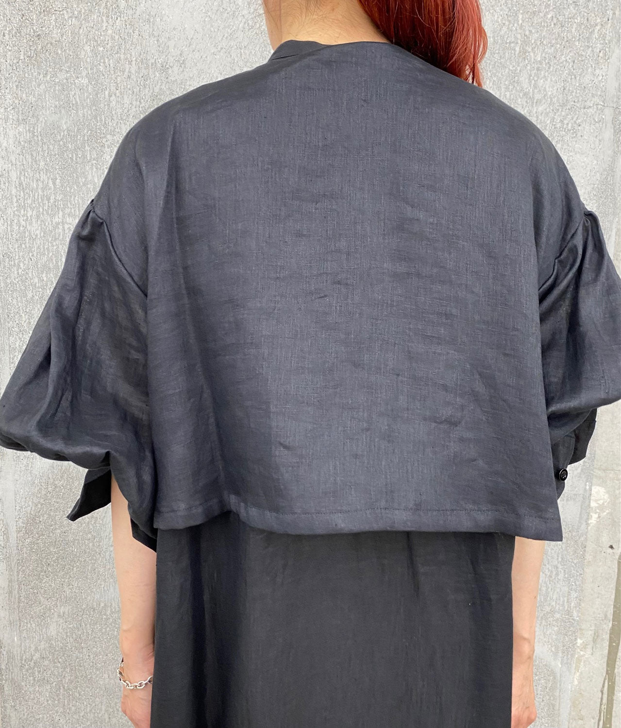 
                  
                    LINEN BLLOON SLEEVE DRESS -BLACK-
                  
                