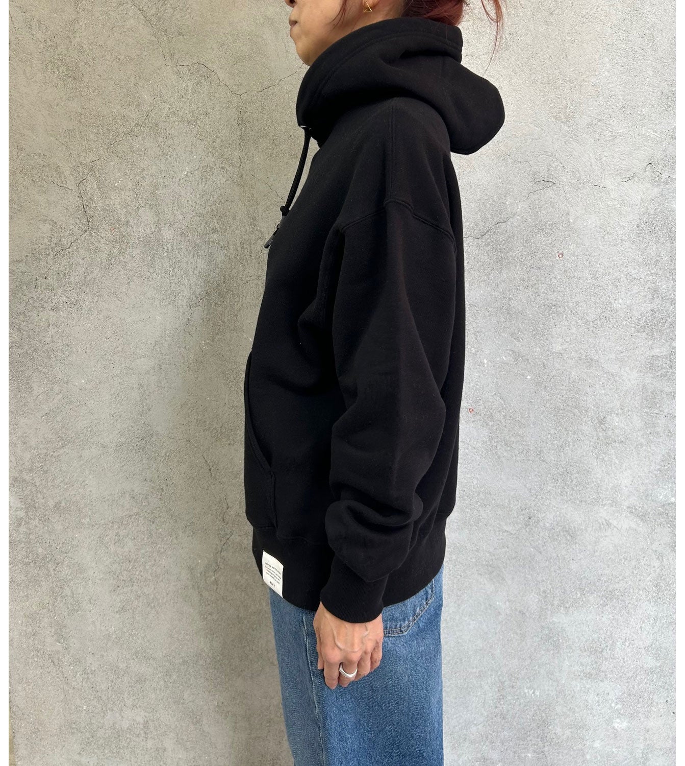 
                  
                    SWEAT HOODIE-BLACK-
                  
                