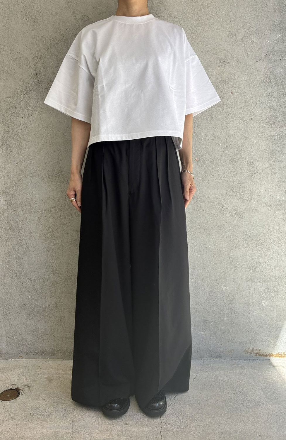 
                  
                    CROPPED SHORT-SLV TEE/BIG FIT(6.5OZ)
                  
                