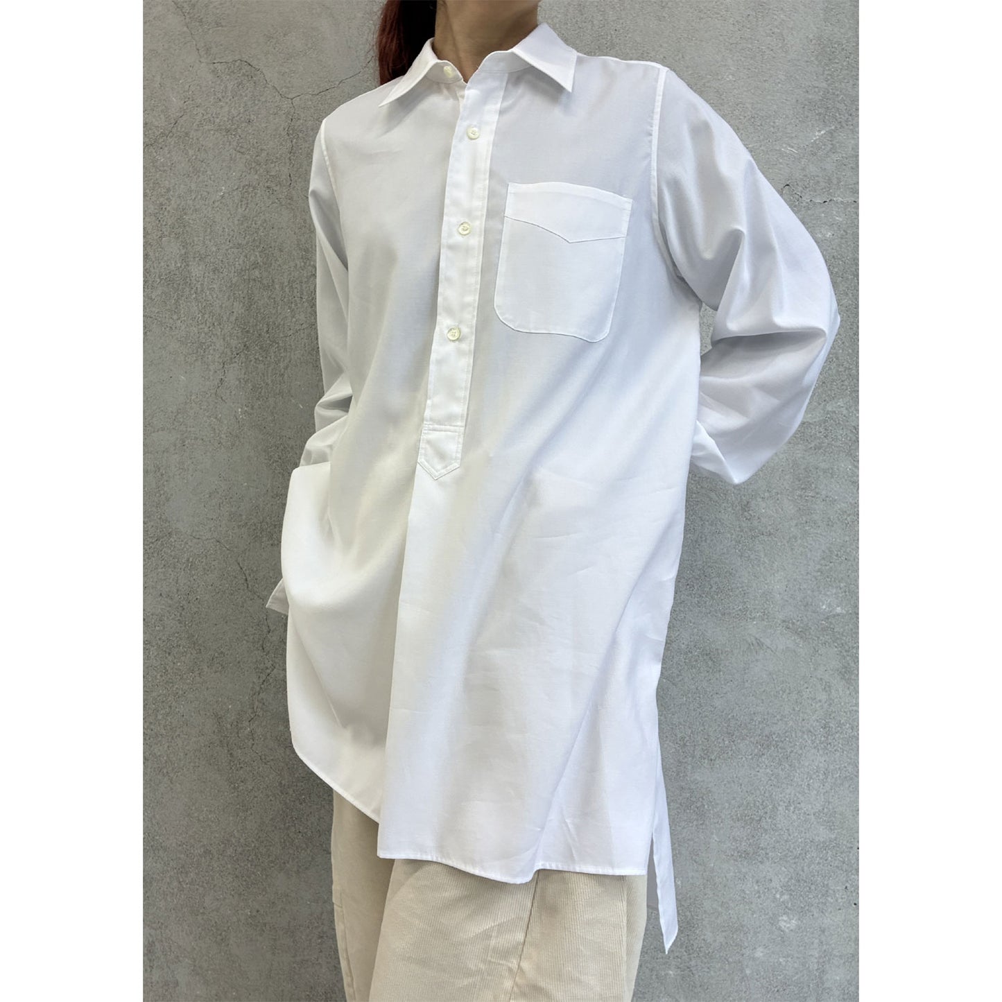 
                  
                    BROAD LONG SHIRT
                  
                