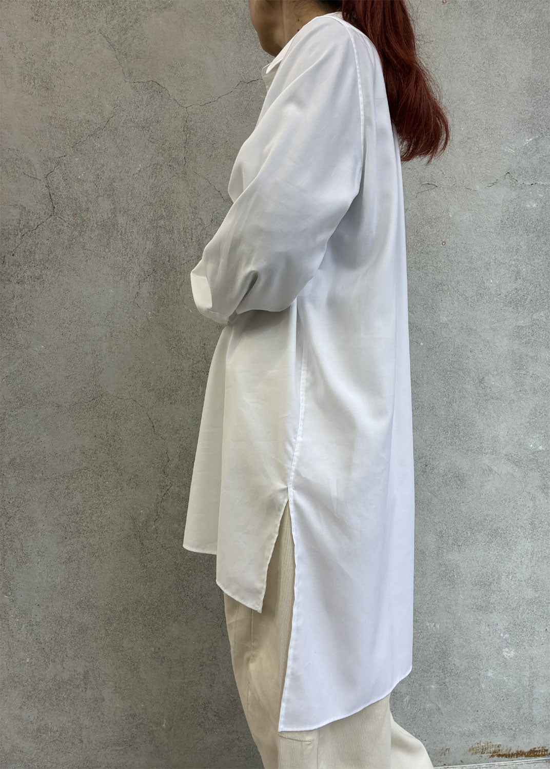 
                  
                    BROAD LONG SHIRT
                  
                