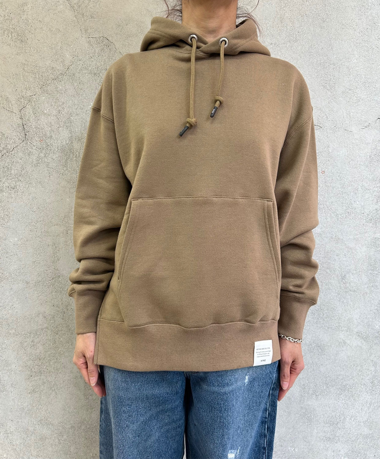 
                  
                    SWEAT HOODIE-BLACK-
                  
                