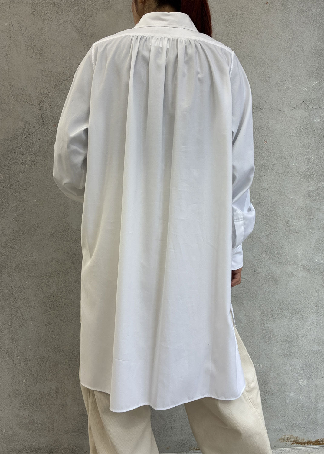 
                  
                    BROAD LONG SHIRT
                  
                