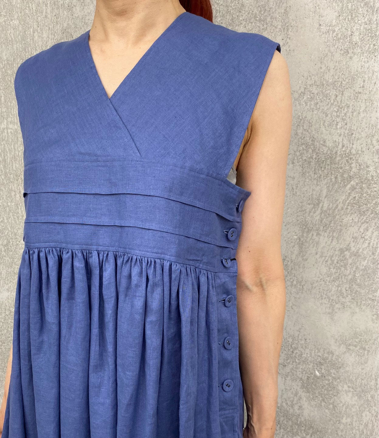 
                  
                    LINEN MAXI DRESS -BLUE-
                  
                