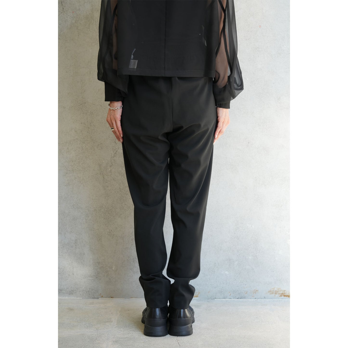 
                  
                    STRETCH TAPERED PANTS-GREEN-
                  
                