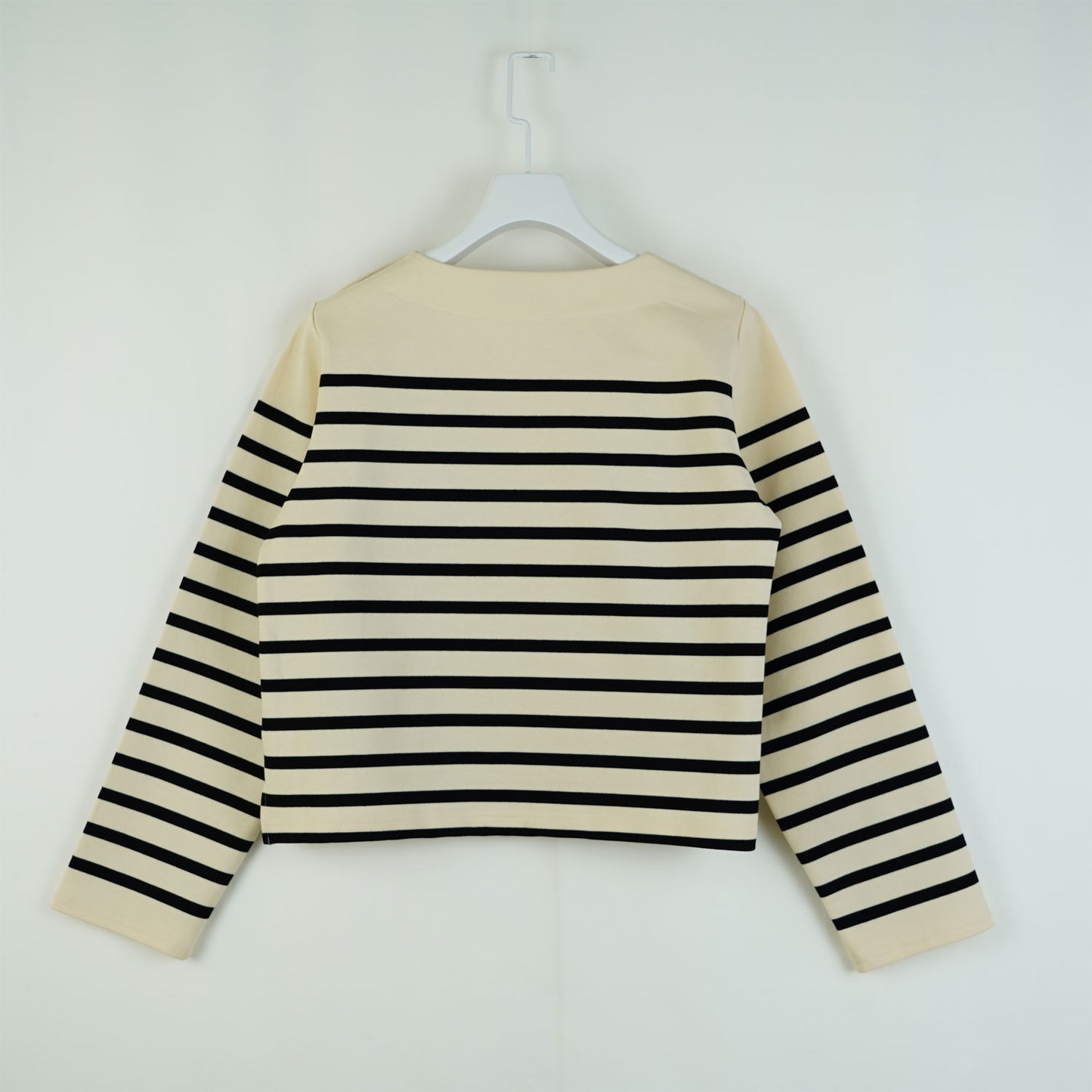 
                  
                    CROPPED BASQUE SHIRT-BLACK×BEIGE-
                  
                
