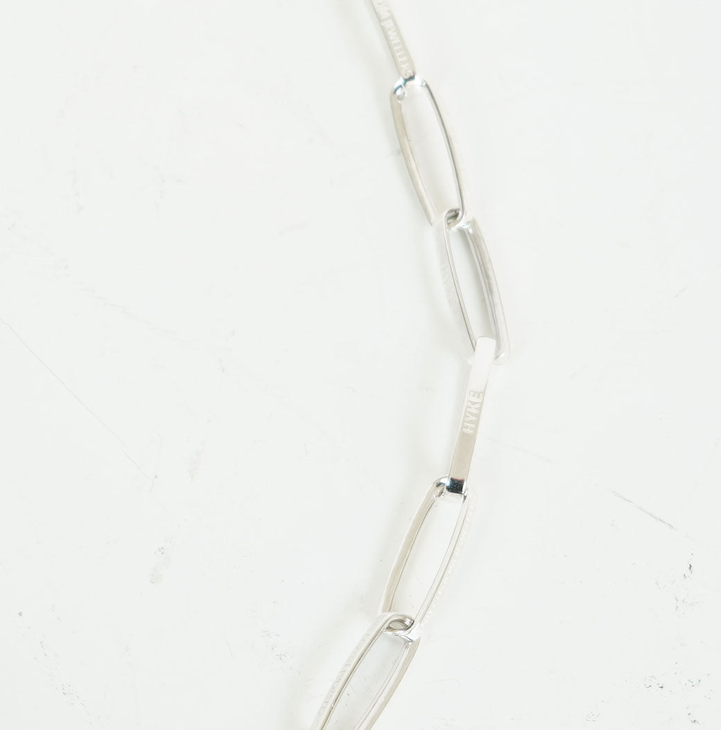 
                  
                    HALF ROUND CHAIN NECKLACE
                  
                