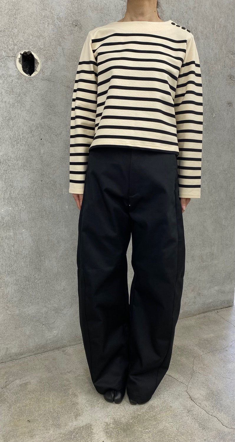 CROPPED BASQUE SHIRT-CREAM×BLACK- – OBLIGE