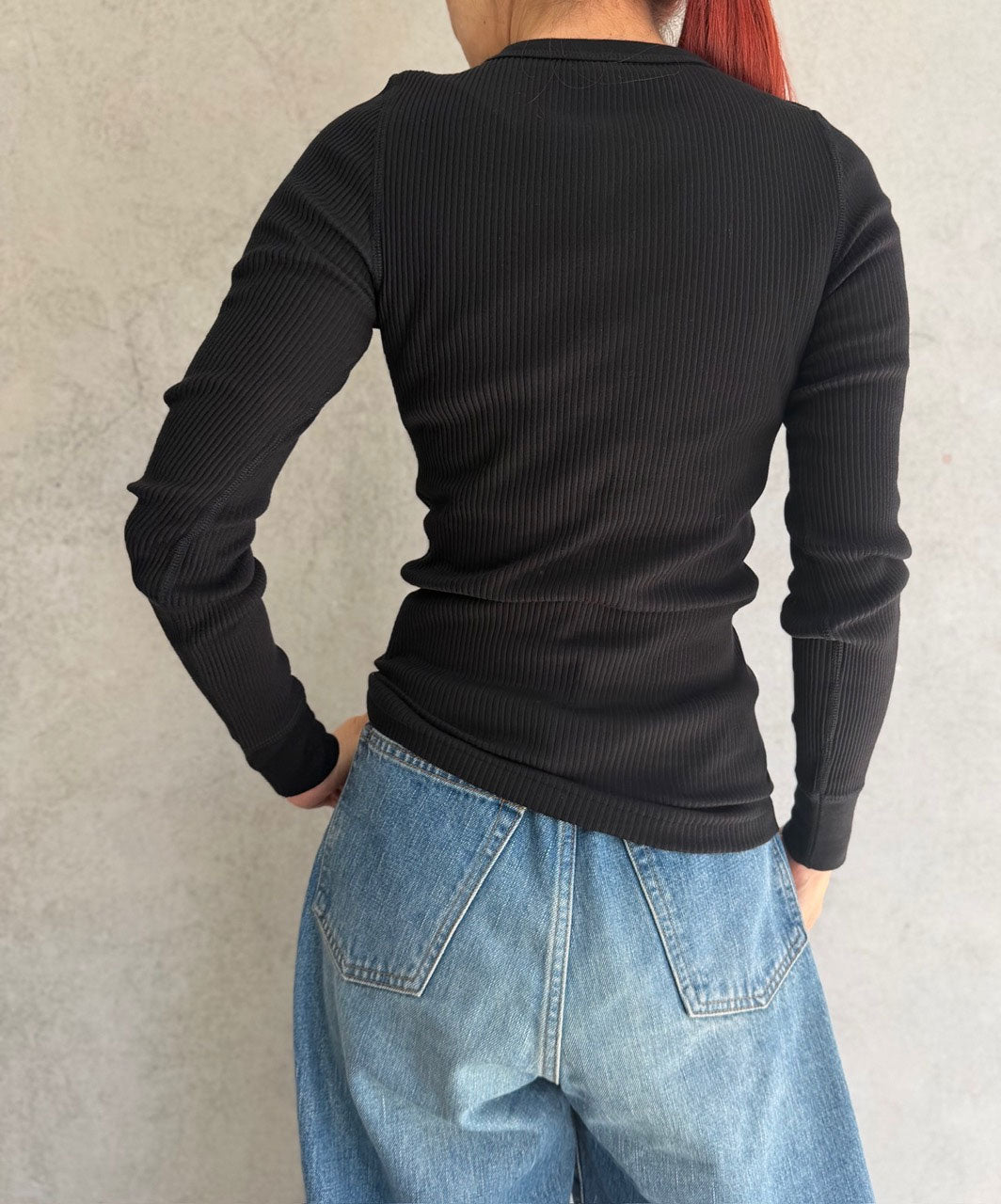 
                  
                    LONG-SLV TEE-BLACK-
                  
                