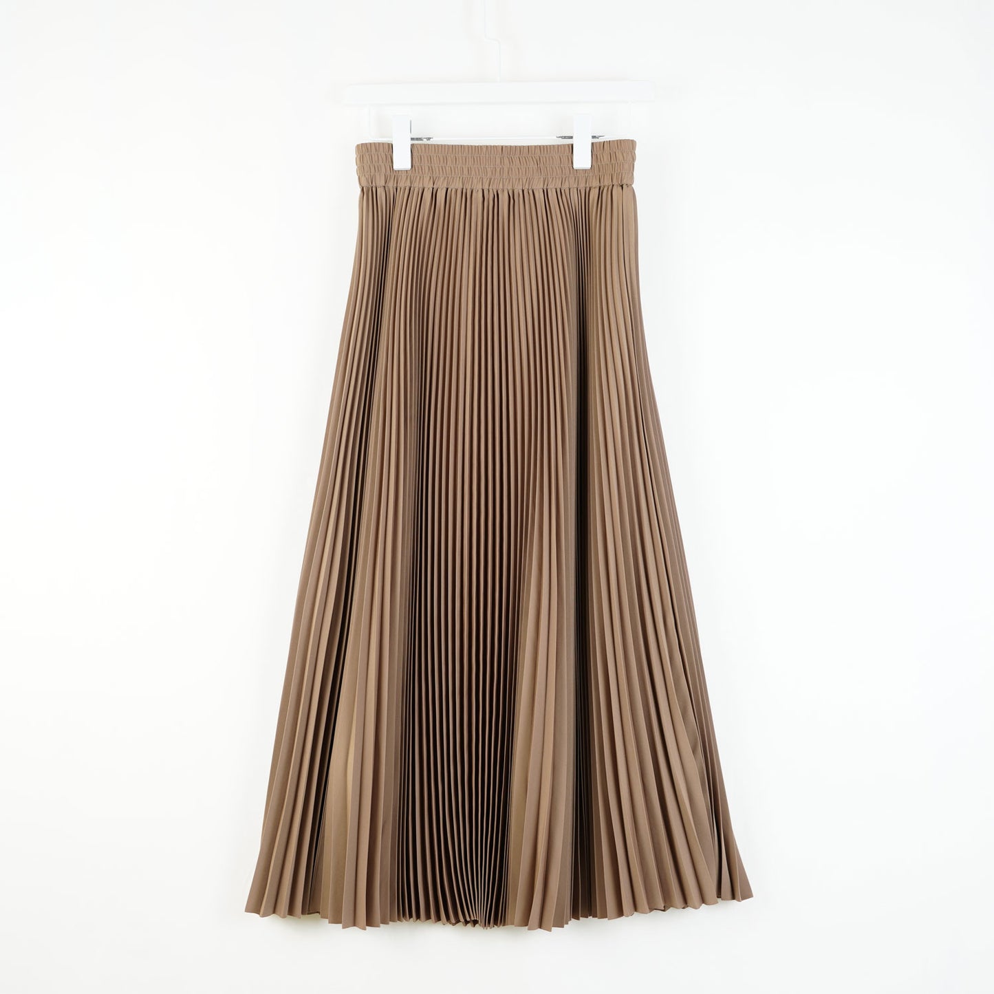 
                  
                    TAFFETA PLEATED SKIRT-BEIGE-
                  
                