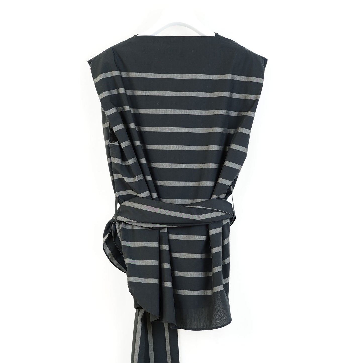 
                  
                    STRIPE COWL NECK SLEEVELESS BLOUSE-BLACK-
                  
                