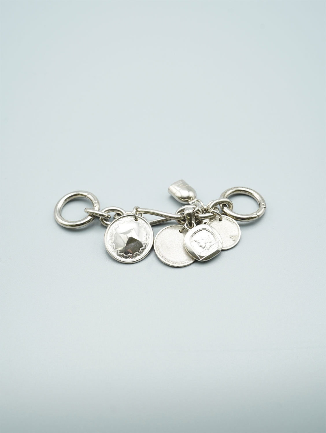 
                  
                    〈END CUSTOM JEWELLERS×HYKE〉MULTI CHARM KEY CHAIN
                  
                