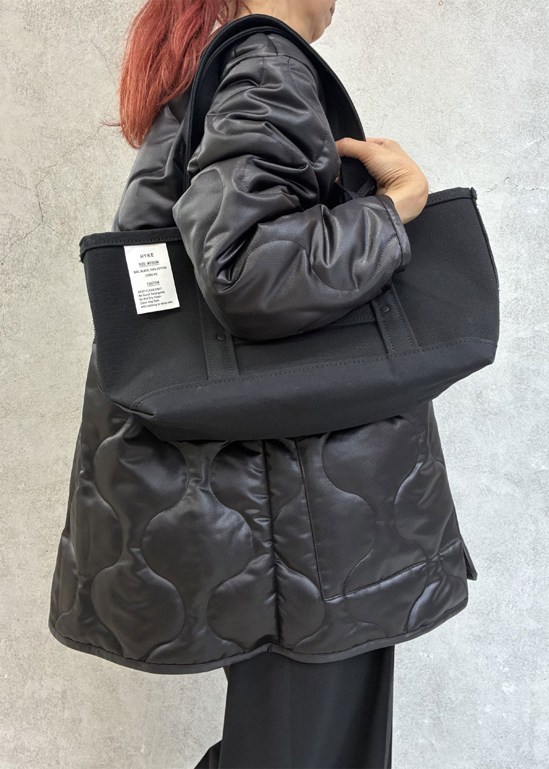 
                  
                    TOTE BAG(MEDIUM)
                  
                