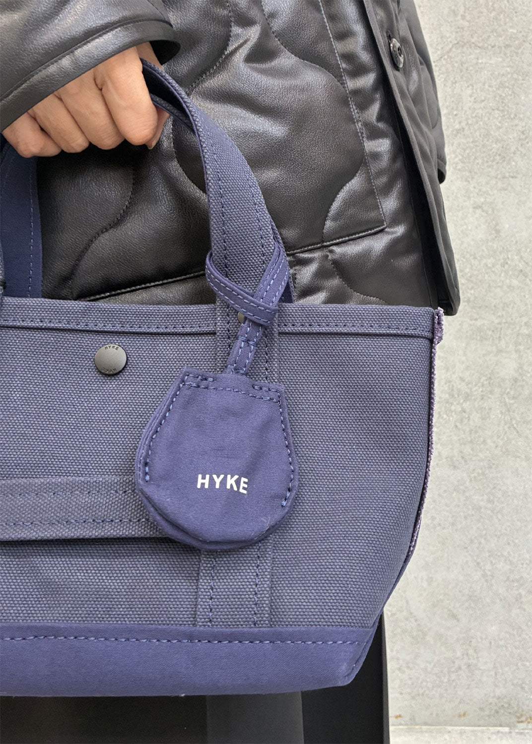 
                  
                    TOTE BAG(SMALL)
                  
                