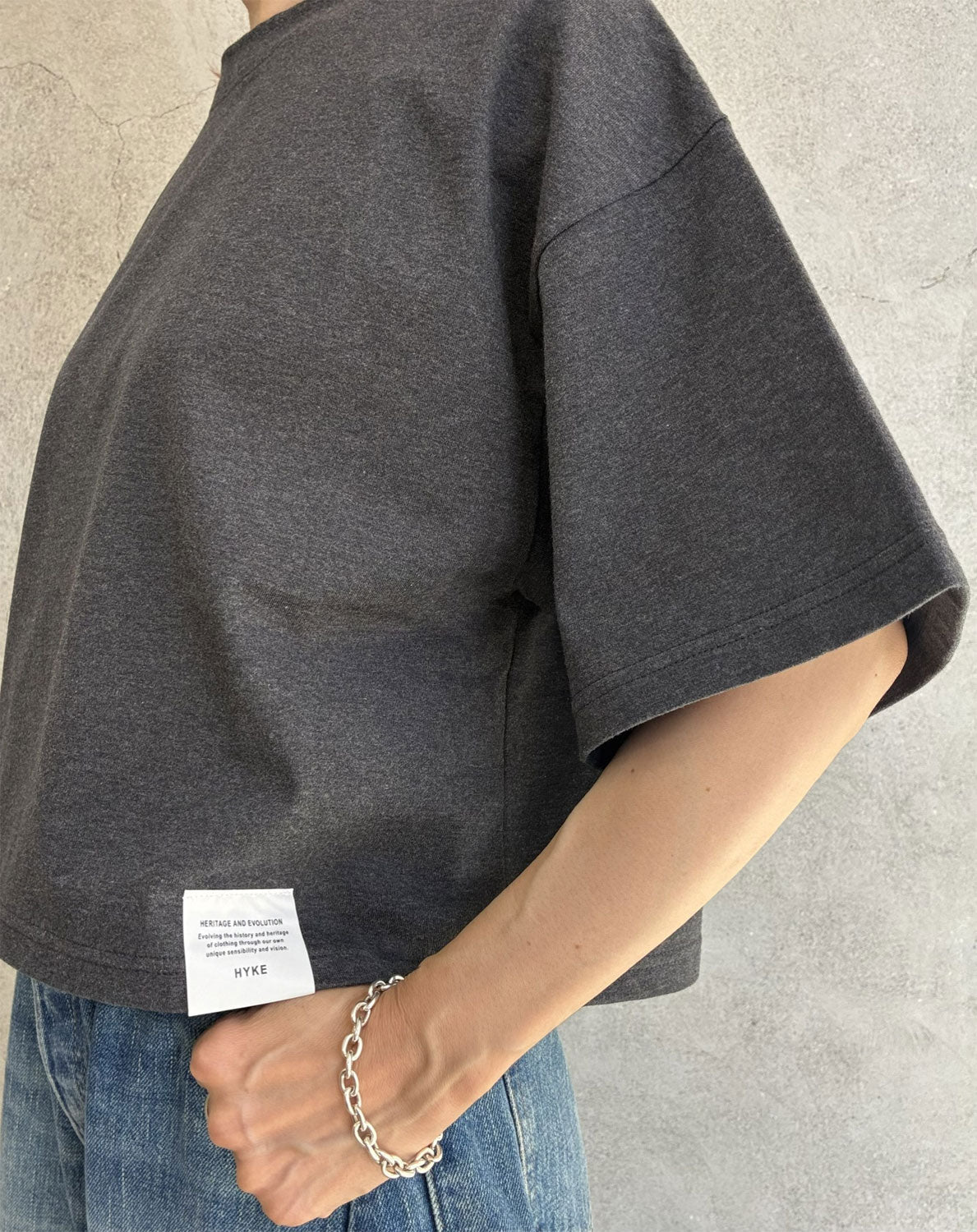 
                  
                    CROPPED SHORT-SLV TEE/BIG FIT(6.5OZ)
                  
                