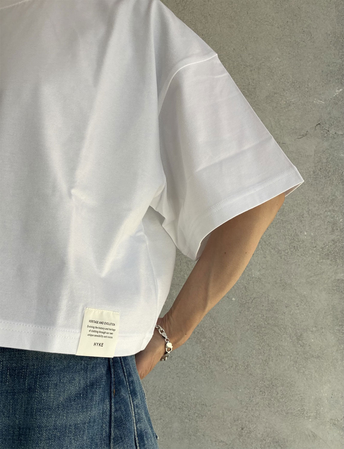 
                  
                    CROPPED SHORT-SLV TEE/BIG FIT(6.5OZ)
                  
                