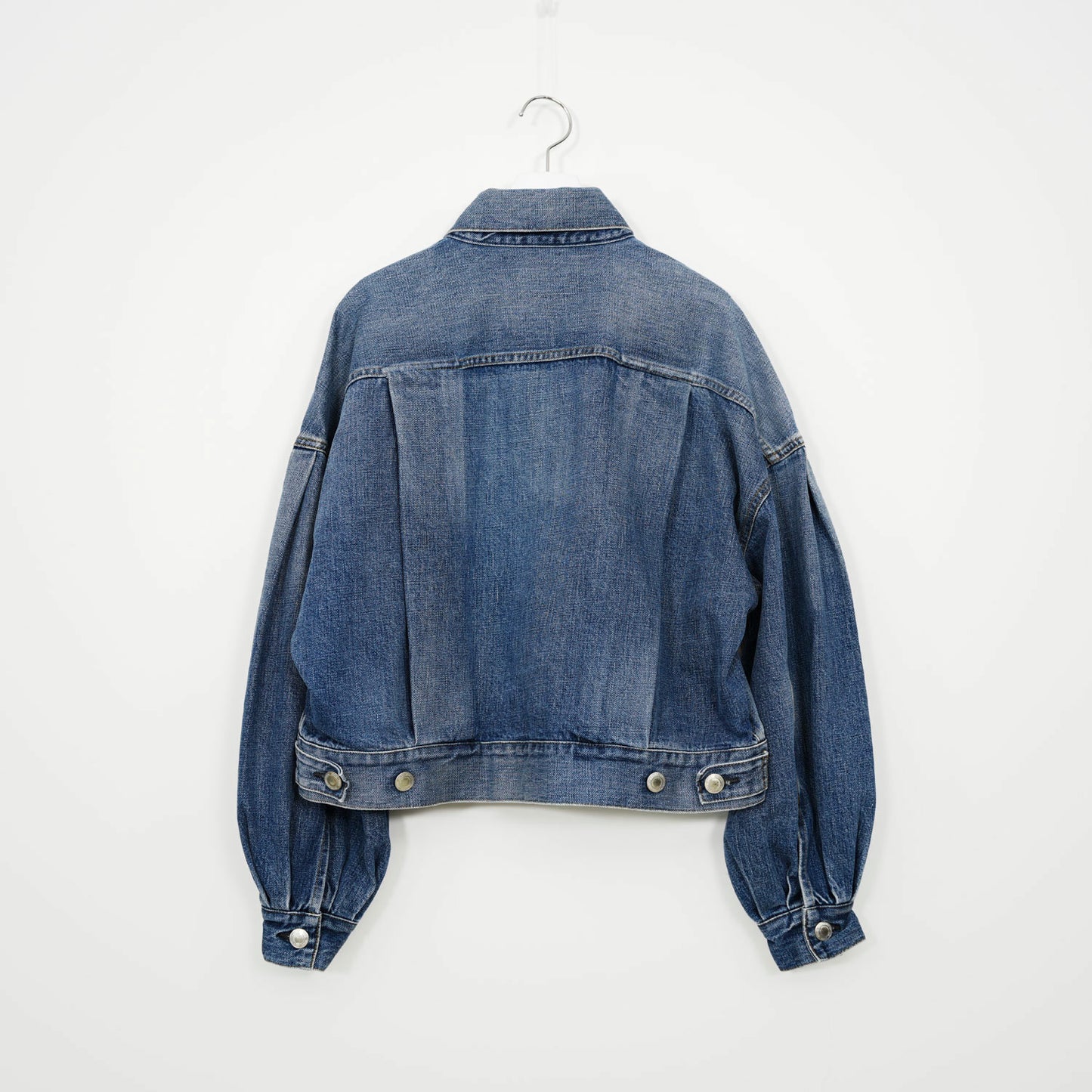 
                  
                    BALLOON SLEEVE DENIM JACKET/TYPE2
                  
                