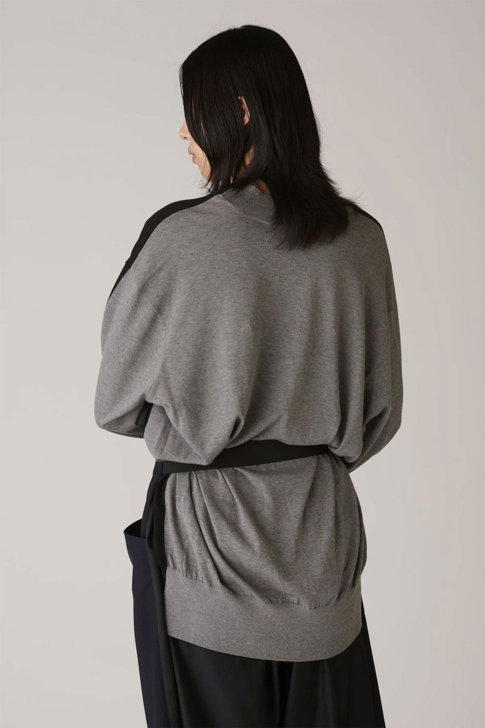
                  
                    Cotton 16G Over Size V neck Cardigan -CAMEL×LT.BEIGE-
                  
                