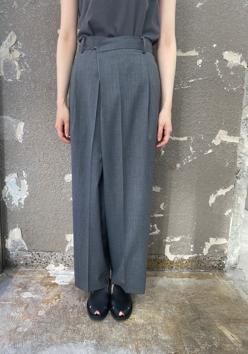 
                  
                    Wool Over Size Pants -MID GREY-
                  
                