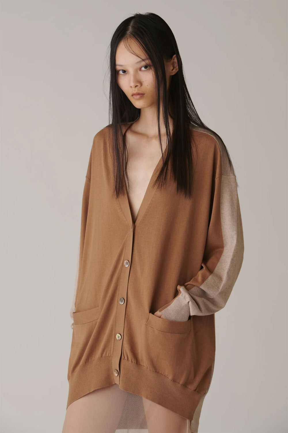 
                  
                    Cotton 16G Over Size V neck Cardigan -CAMEL×LT.BEIGE-
                  
                