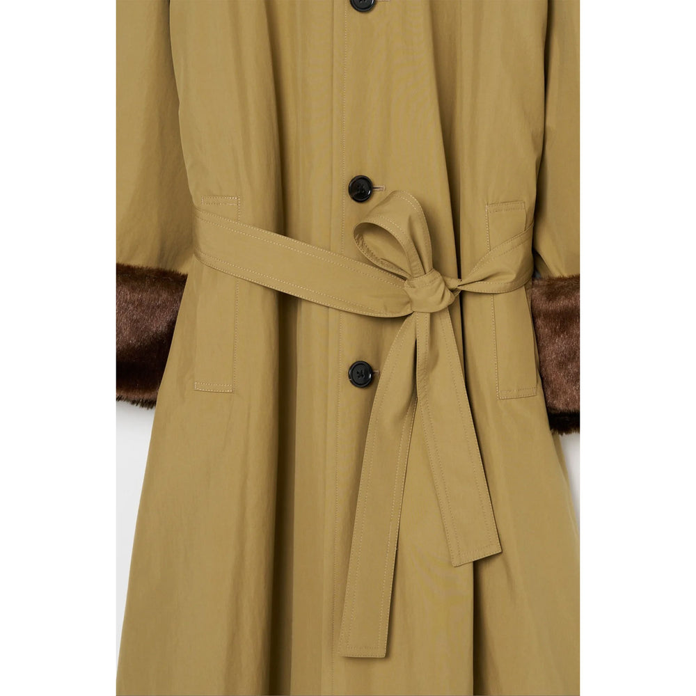 
                  
                    Cotton / Polyester Balmacaan Fur Liner
                  
                