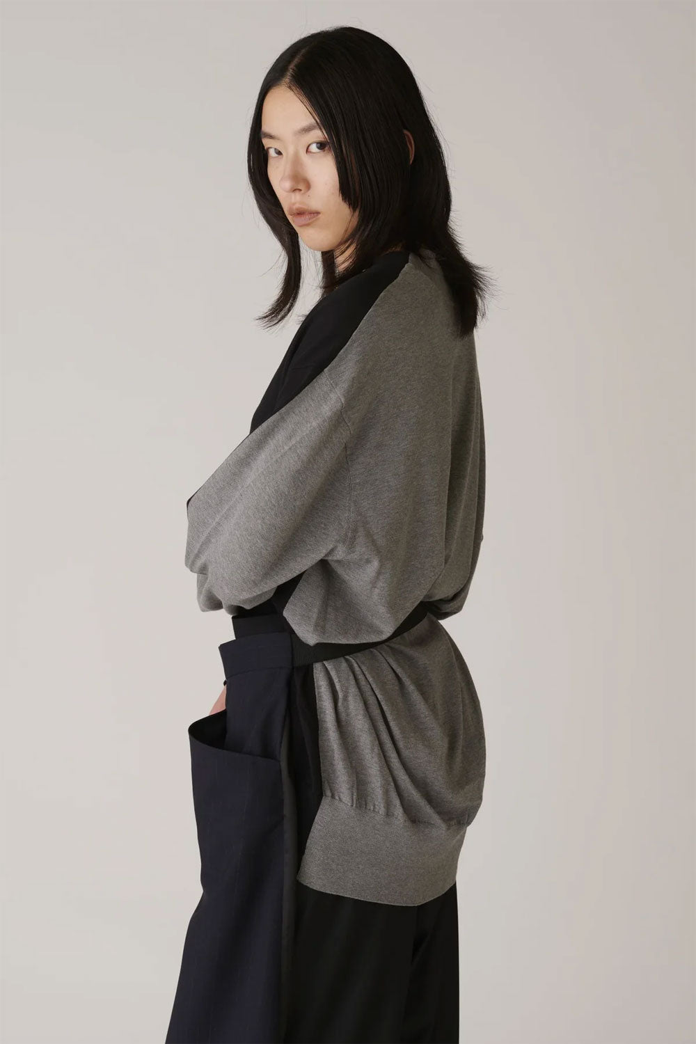 
                  
                    Cotton 16G Over Size V neck Cardigan -CAMEL×LT.BEIGE-
                  
                