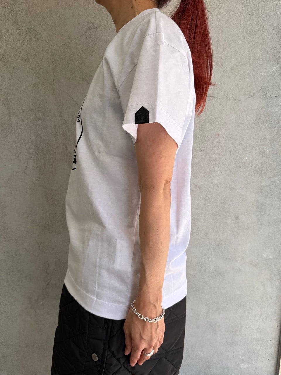 
                  
                    UNISEX LARGE EMBLEM PRINT SHORTSLEEVE TEE
                  
                