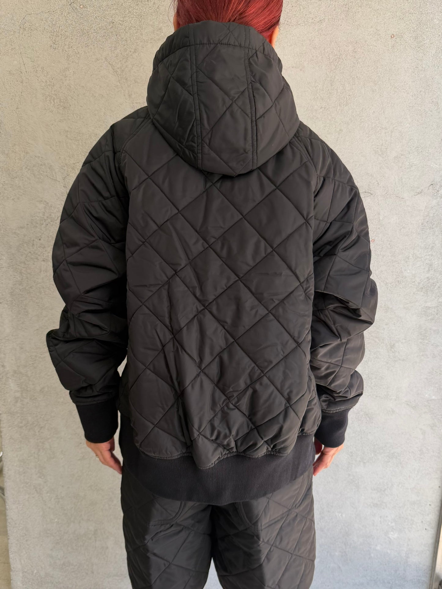 
                  
                    UNISEX QUILTED JACKET
                  
                