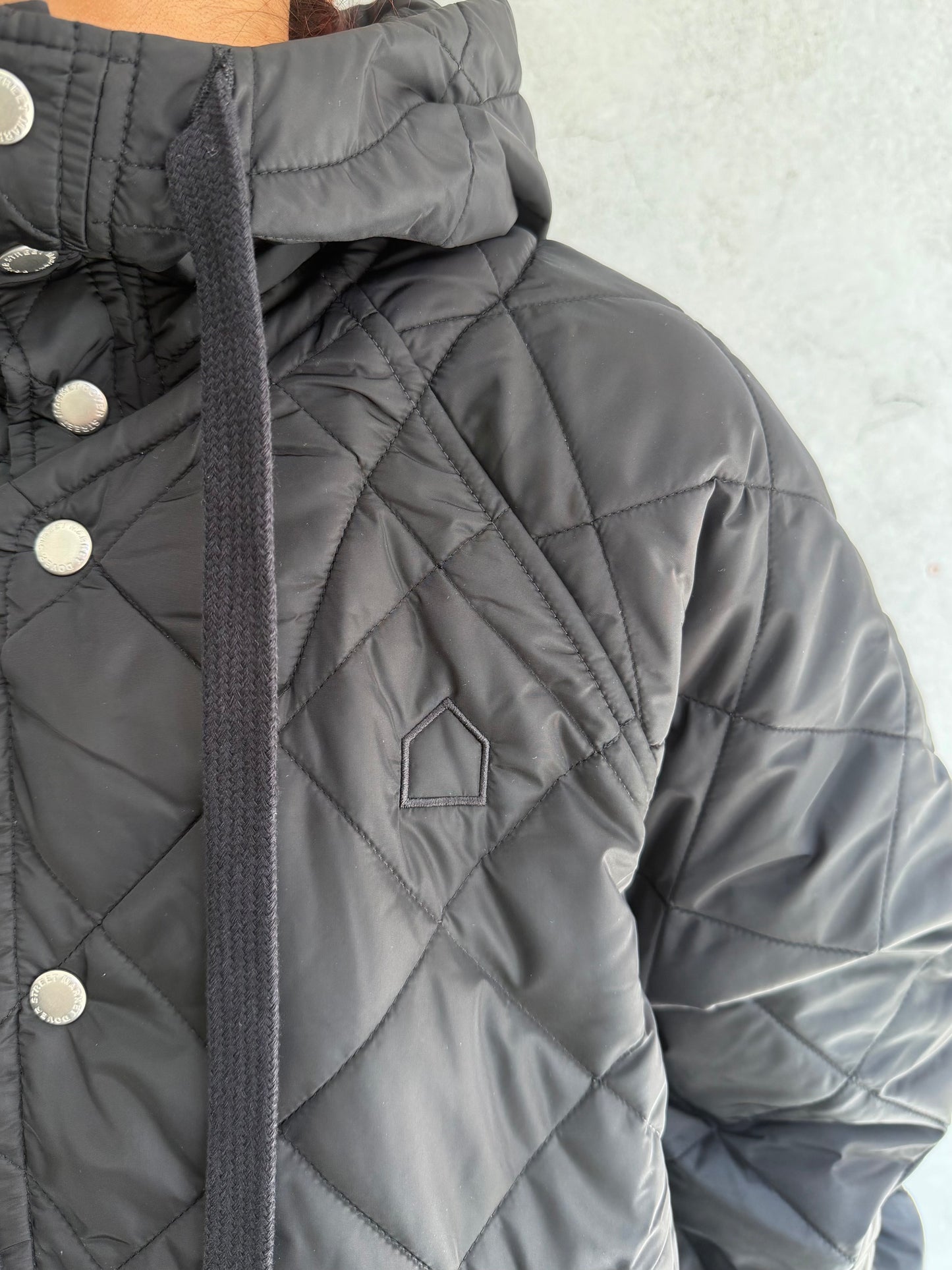 
                  
                    UNISEX QUILTED JACKET
                  
                