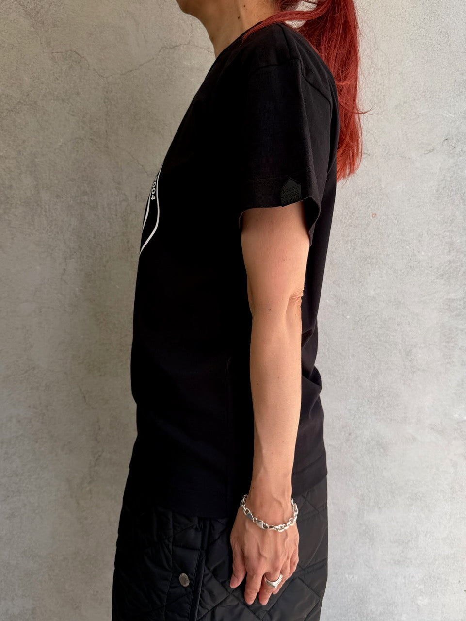 
                  
                    UNISEX LARGE EMBLEM PRINT SHORTSLEEVE TEE
                  
                