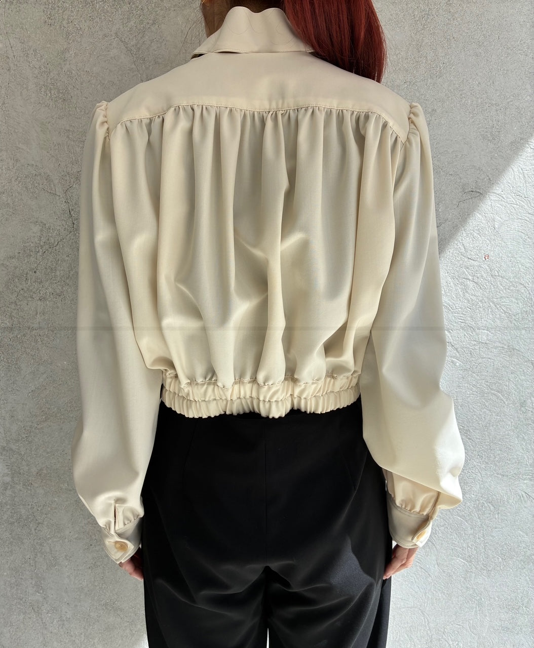 
                  
                    FRINGED TIE BULUSON -ECRU-
                  
                