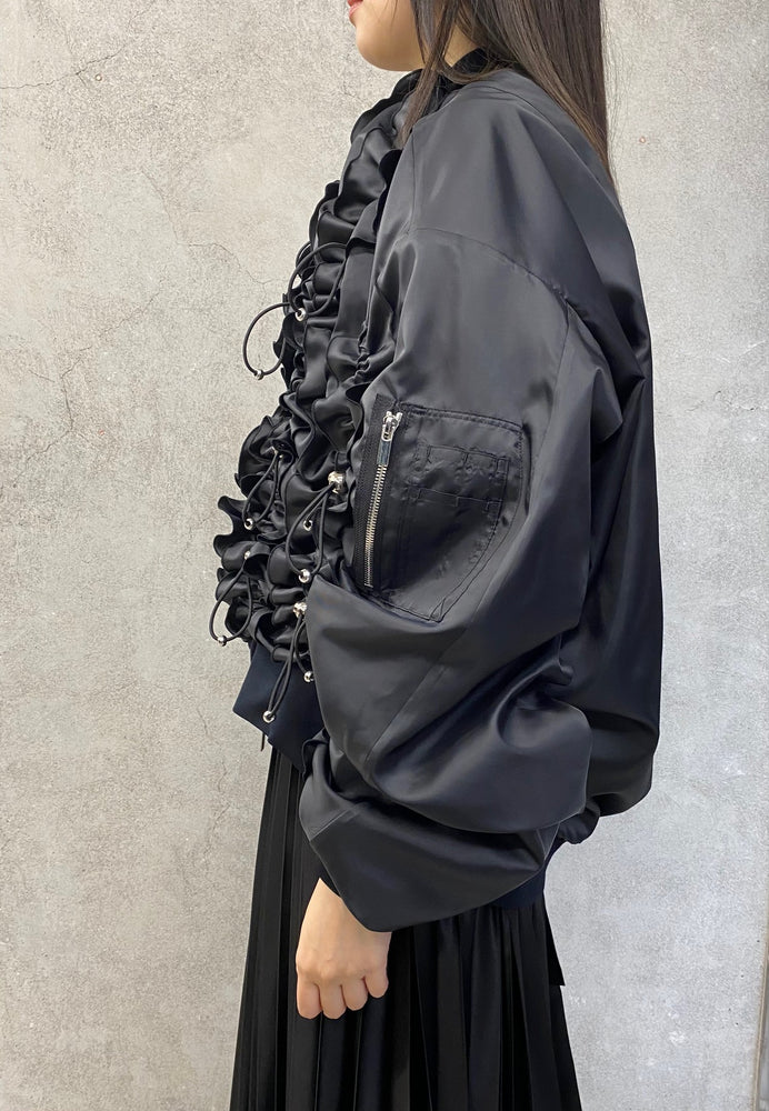 
                  
                    シャーリングブルゾン-BLACK-
                  
                