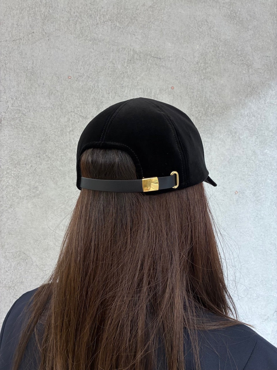 
                  
                    VELONICA CAP
                  
                