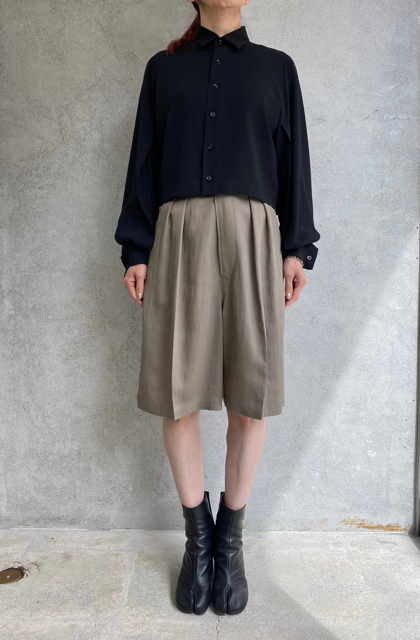 
                  
                    R/P/W TWILL GURKHA SHORTS-BLACK-
                  
                