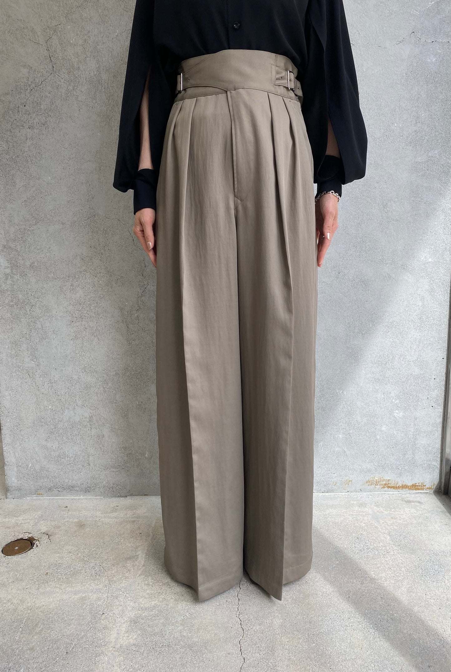 
                  
                    R/P/W TWILL GURKHA PANTS-BLACK-
                  
                