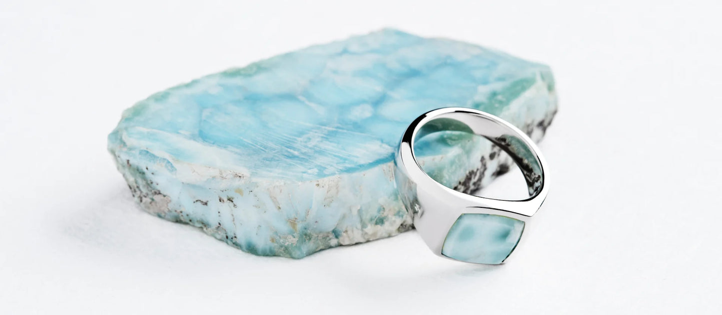 
                  
                    Kay Ring Ice Blue
                  
                