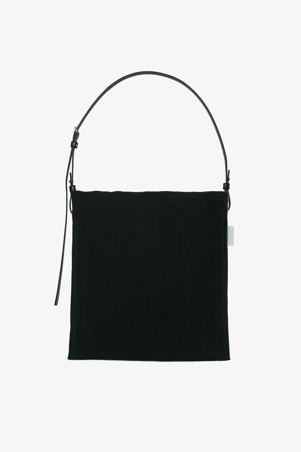 
                  
                    FLAT MEDIUM / KASANE
                  
                