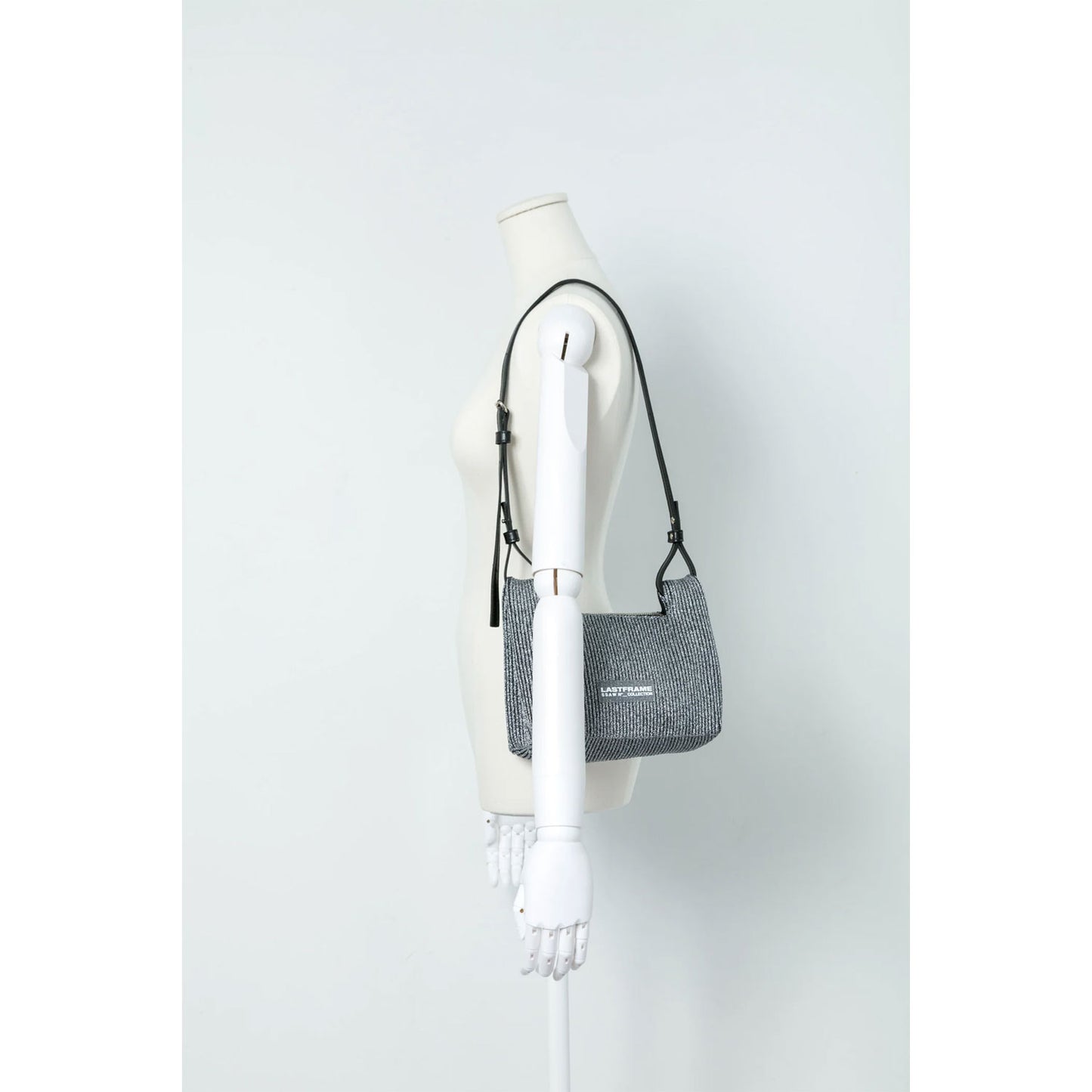 
                  
                    KYOTO METALLIC WRAP BAG SMALL-HOLOGRAM×GRAY-
                  
                