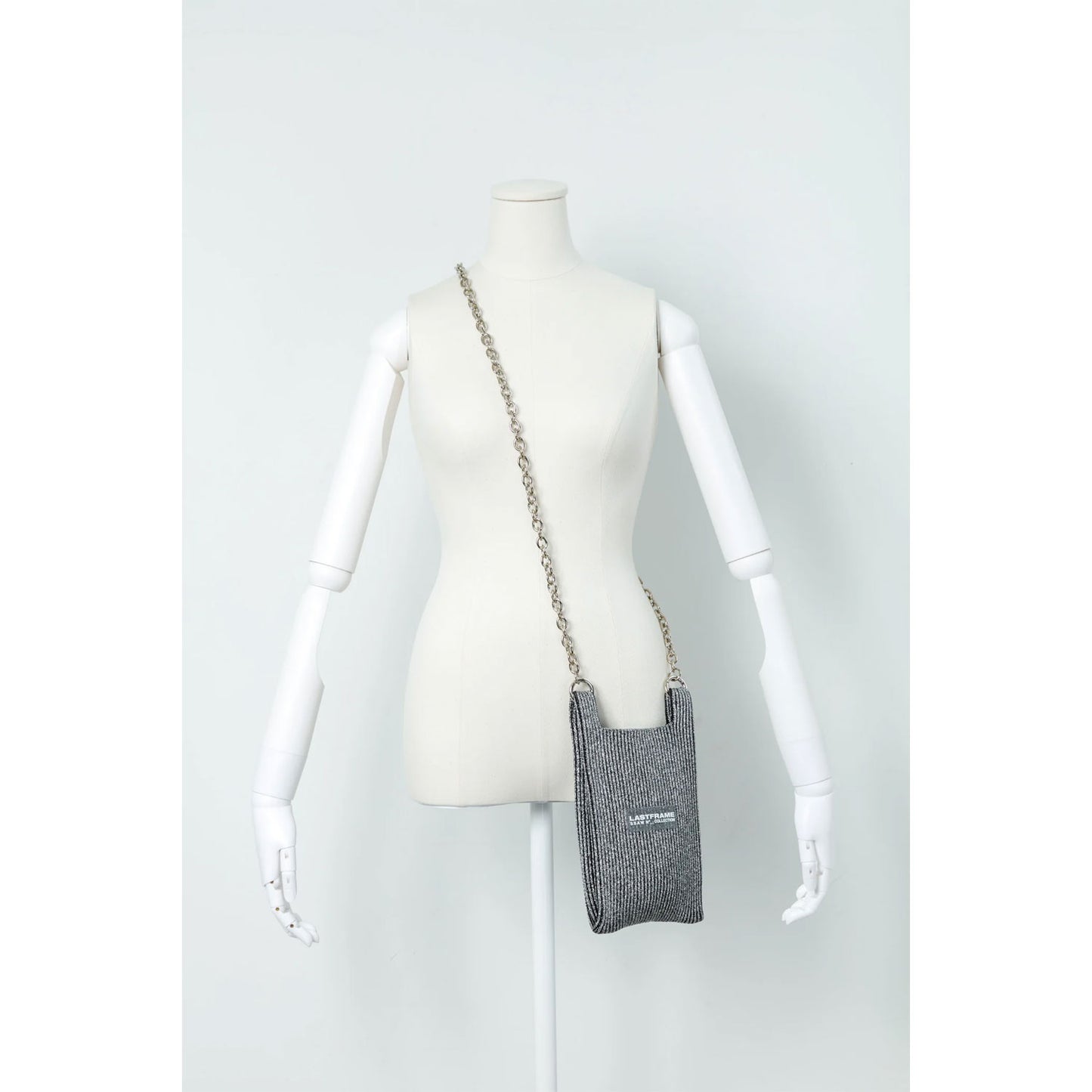 
                  
                    KYOTO METALLIC MARKET BAG MINI(CHAIN)-DARK SILVER×BLACK-
                  
                