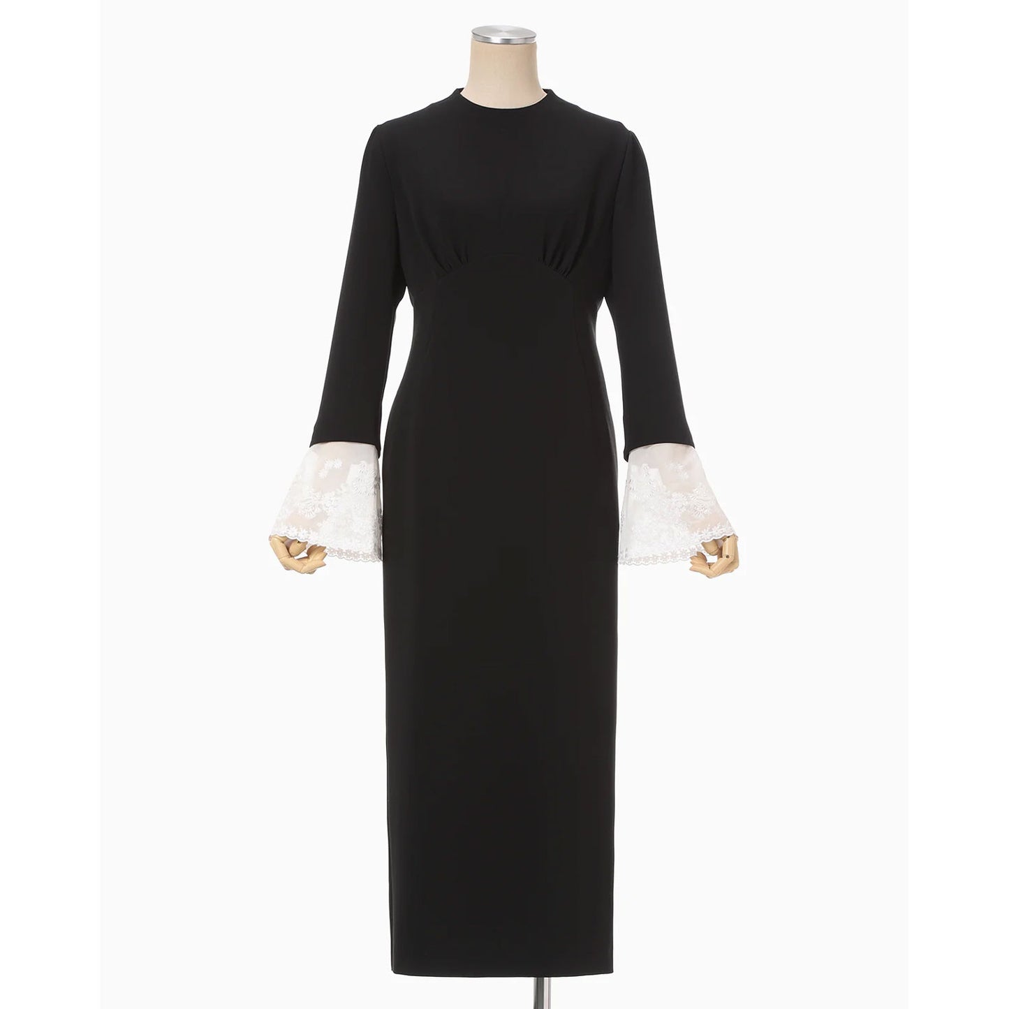 
                  
                    Triacetate Georgette Embroidered Cuffs I-Line Dress - black
                  
                