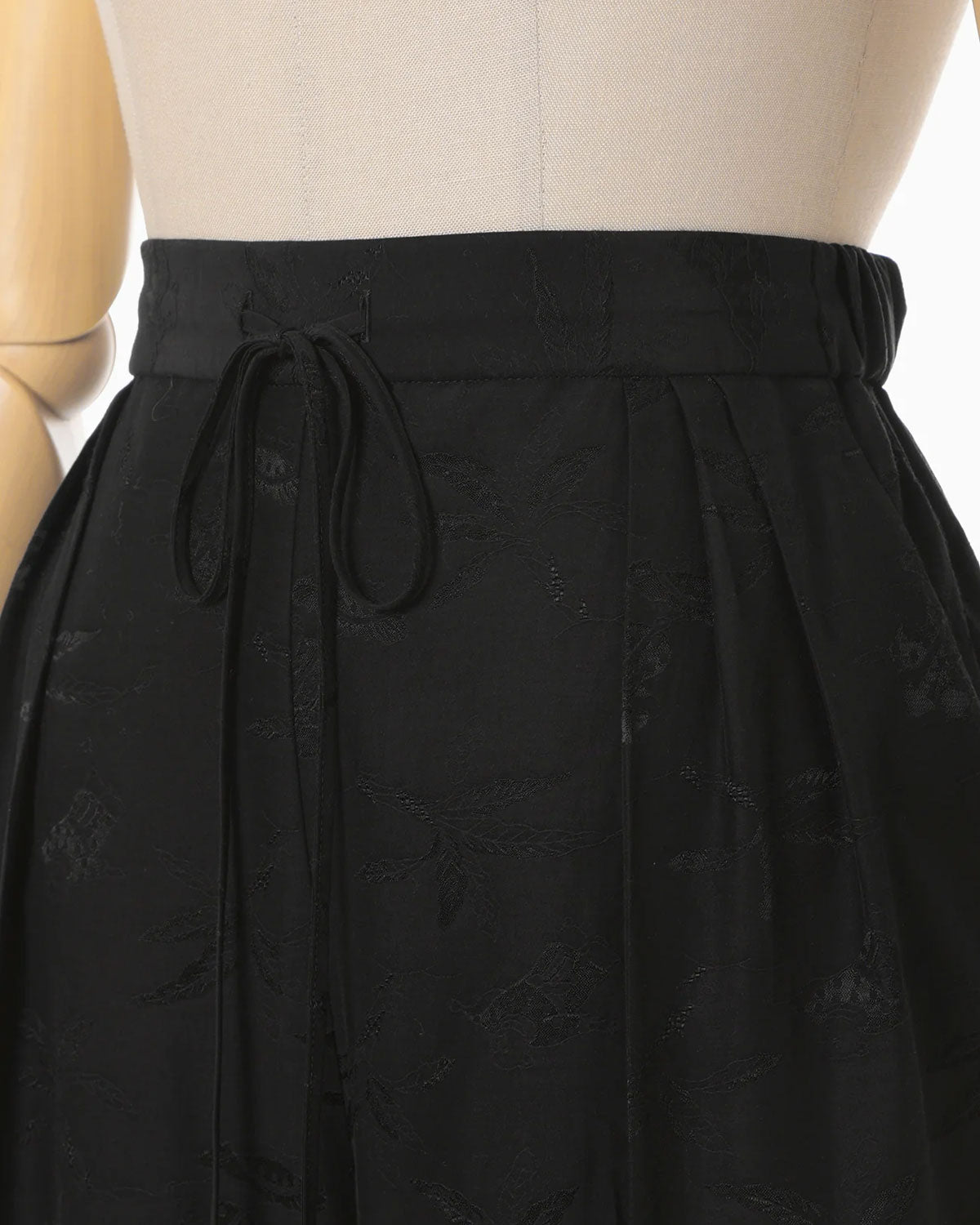 
                  
                    Karako Jacquard Trousers - black
                  
                