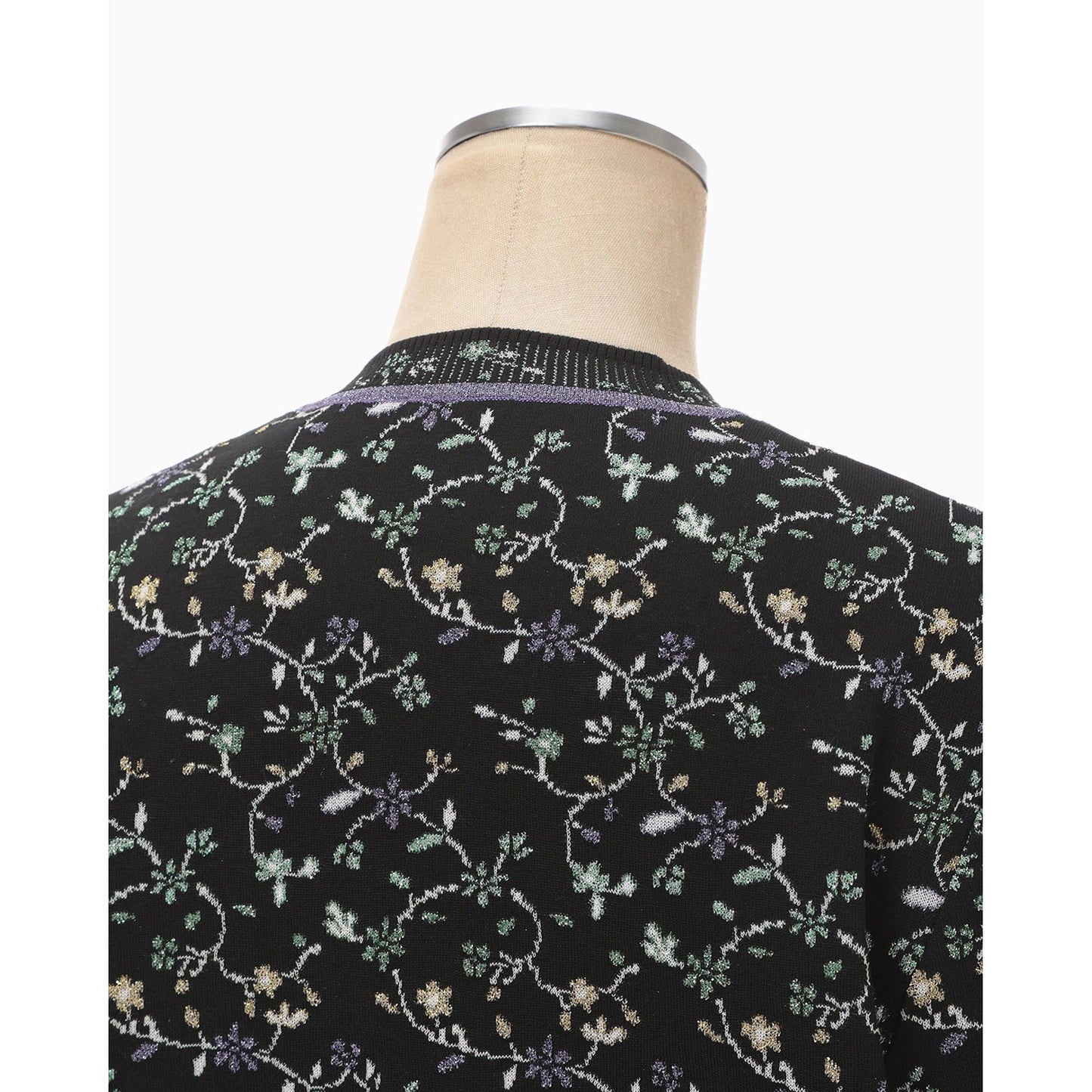 
                  
                    Floral Motif Glitter Knit Cardigan - black
                  
                