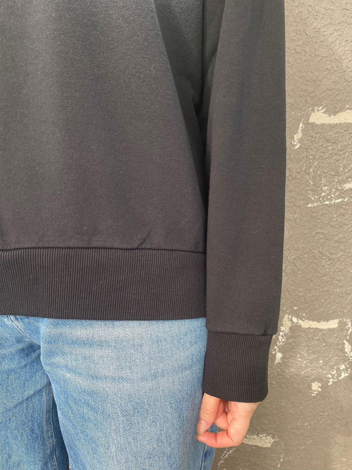 
                  
                    spray print sweatshirt-Black-
                  
                