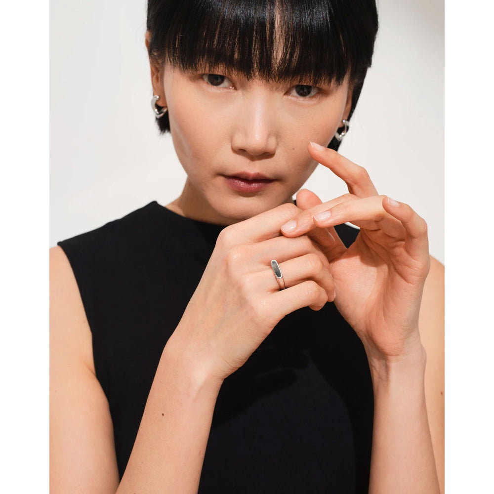 
                  
                    Mario Ring Larvikite
                  
                