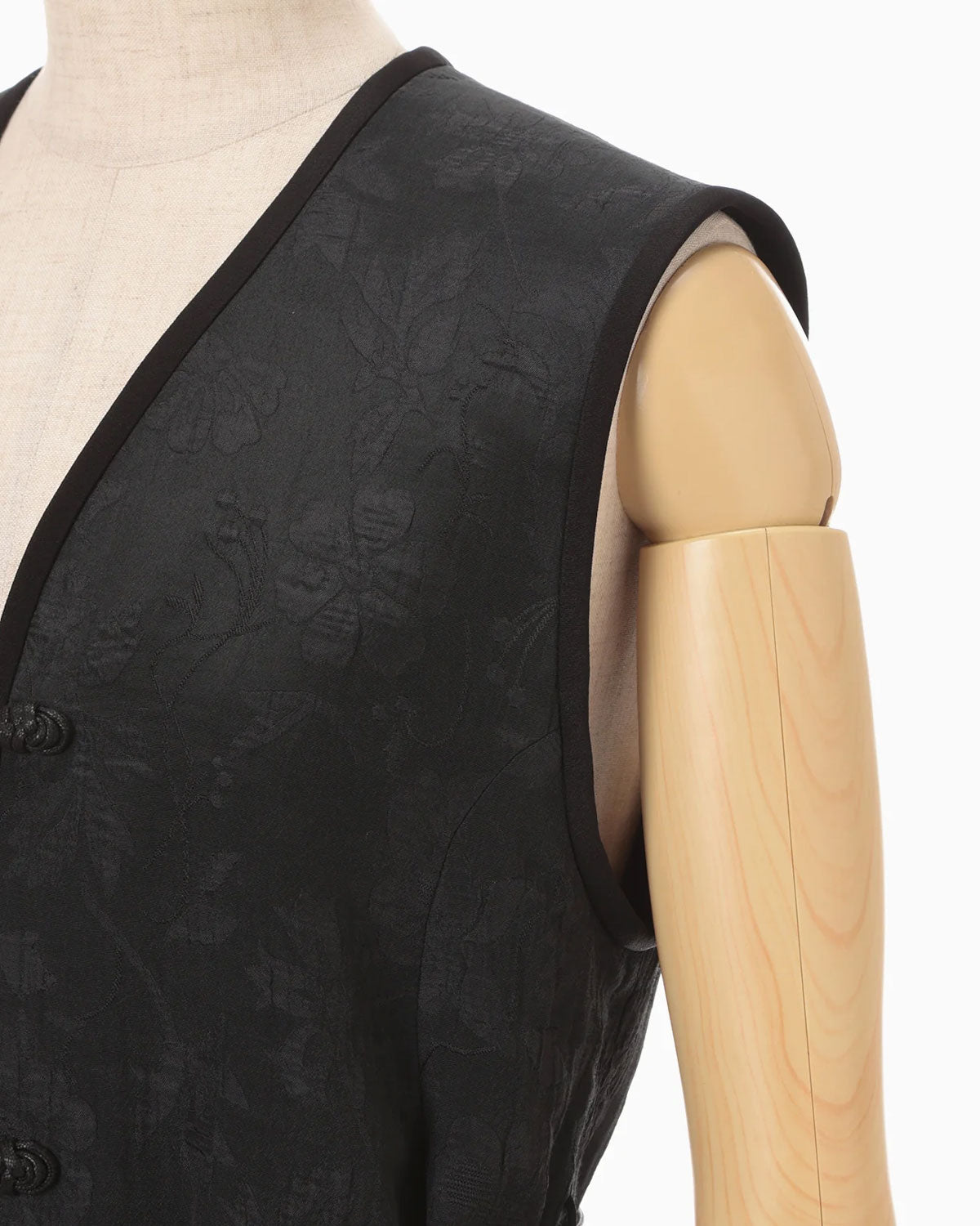 
                  
                    Raised Jacquard Frog Button Vest - black
                  
                