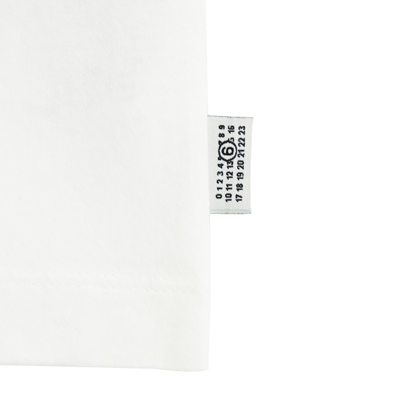 
                  
                    MM6 KEY T-SHIRT
                  
                