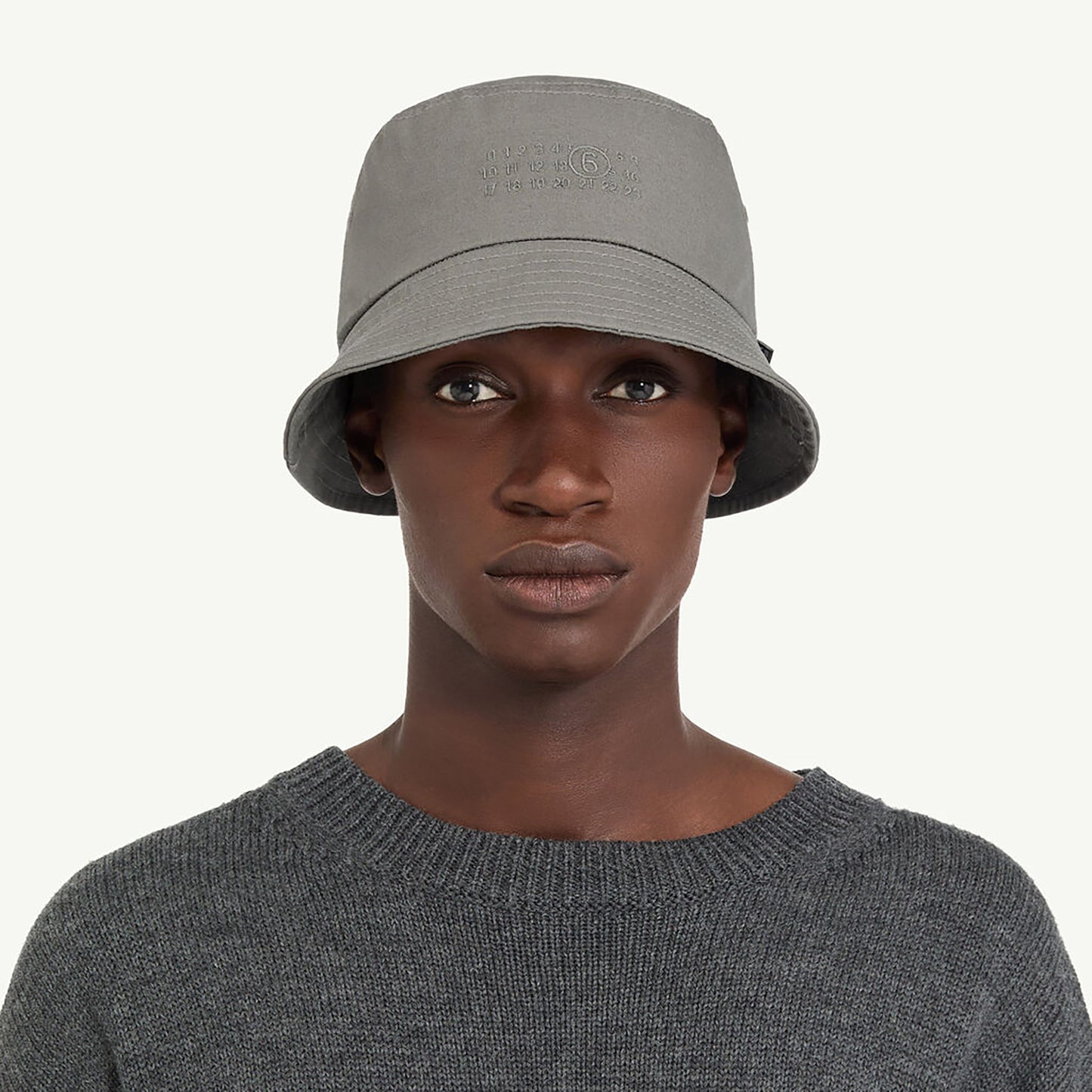 
                  
                    COTTON CANVAS BUCKET HAT
                  
                